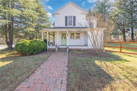 4359 US Highway 158 Advance NC 27006