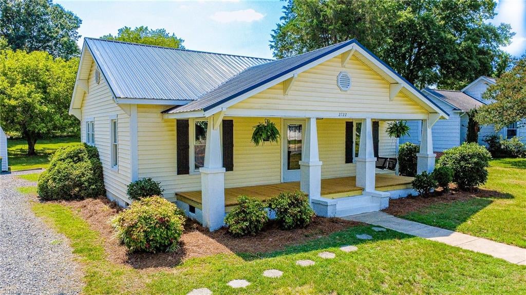 2722 Darrow Road, Walkertown, NC, 27051