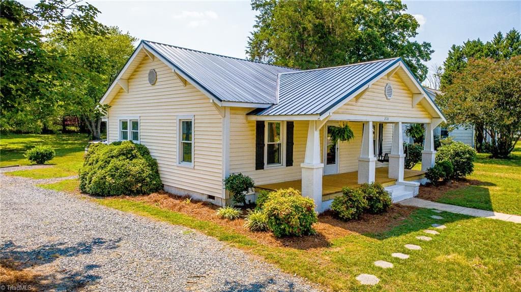 Photo of 2722 Darrow Road, Walkertown, NC 27051 (MLS # 1225638)