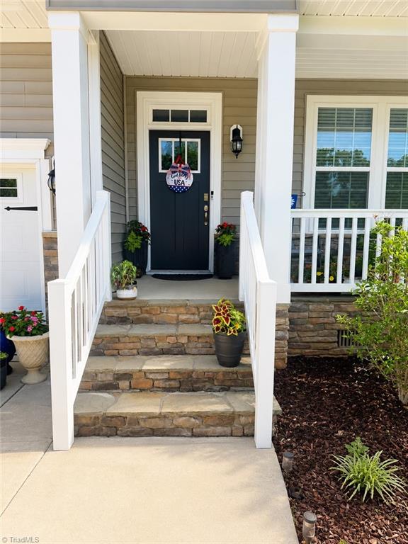 134 Broadwater Way