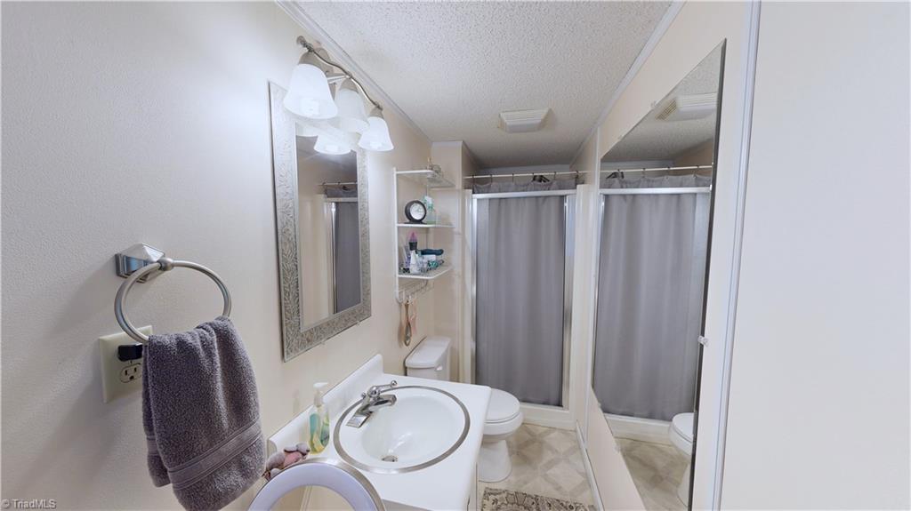 4211 Village Drive, Trinity, North Carolina image 31