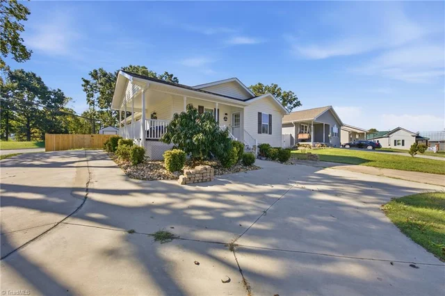 401 Cannon Street, Thomasville, NC, 27630