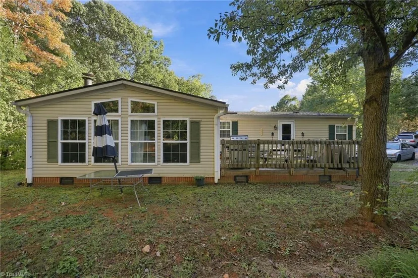3921 S Nc Highway 8 Hwy, photo 1 of 34
