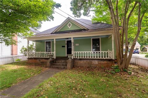 Homes For Sale - 420 E Bank Street<br/> Salisbury, NC 28144