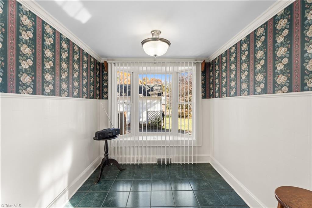 Rural Hall, North Carolina 27045, United States, 5 Bedrooms Bedrooms, ,3 BathroomsBathrooms,Residential,Active,248703