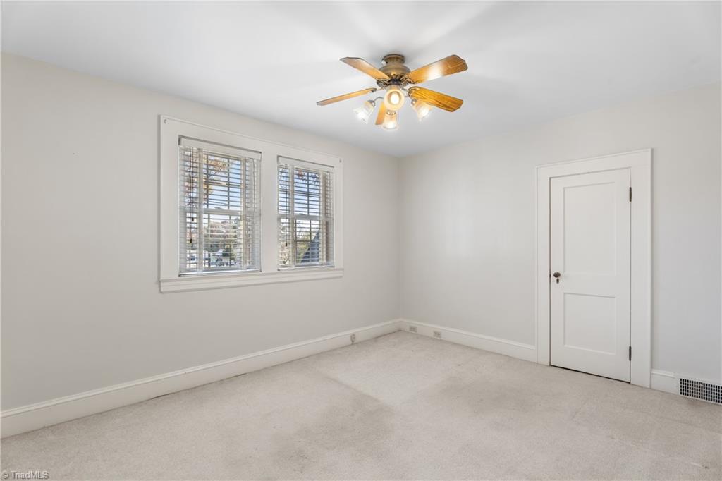 Rural Hall, North Carolina 27045, United States, 5 Bedrooms Bedrooms, ,3 BathroomsBathrooms,Residential,Active,248703