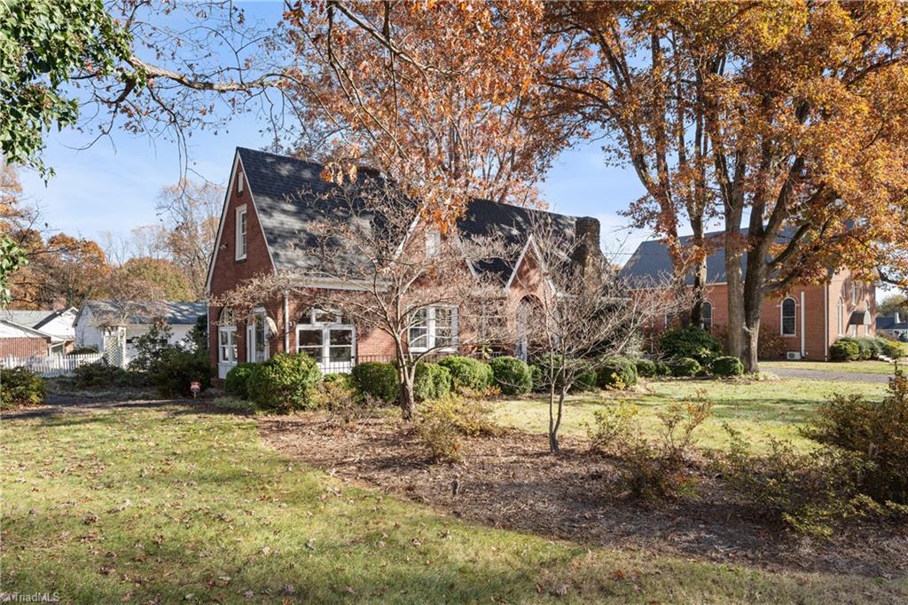 Rural Hall, North Carolina 27045, United States, 5 Bedrooms Bedrooms, ,3 BathroomsBathrooms,Residential,Active,248703