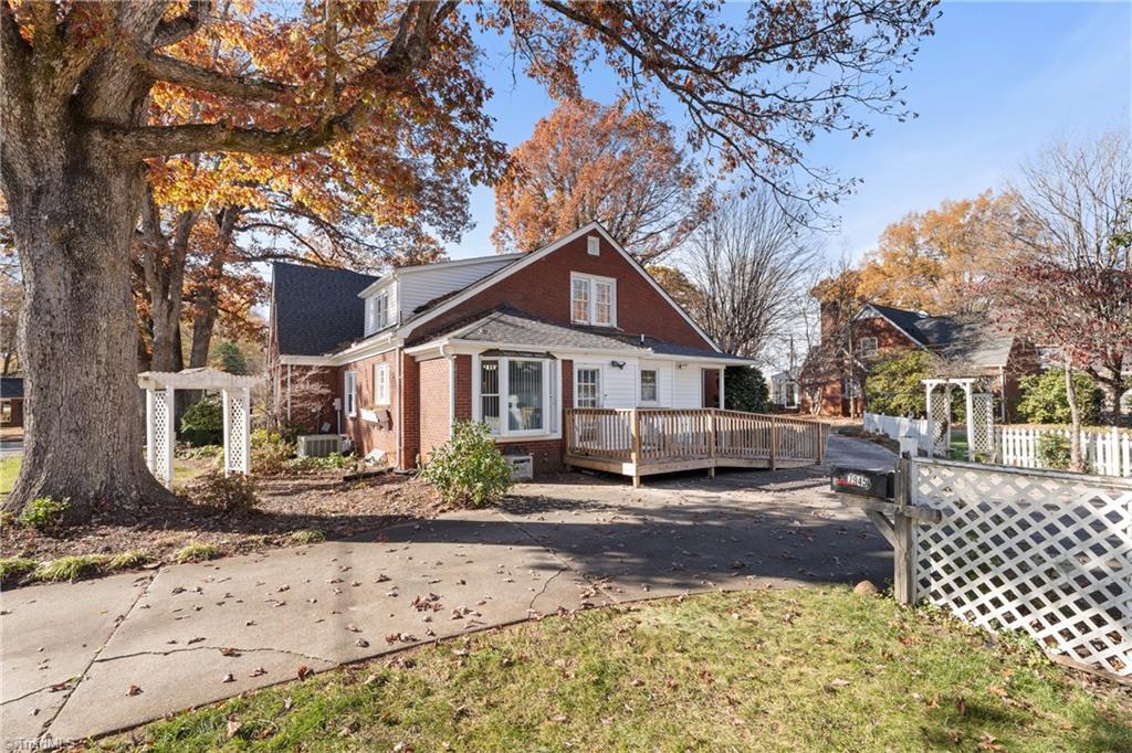 Rural Hall, North Carolina 27045, United States, 5 Bedrooms Bedrooms, ,3 BathroomsBathrooms,Residential,Active,248703