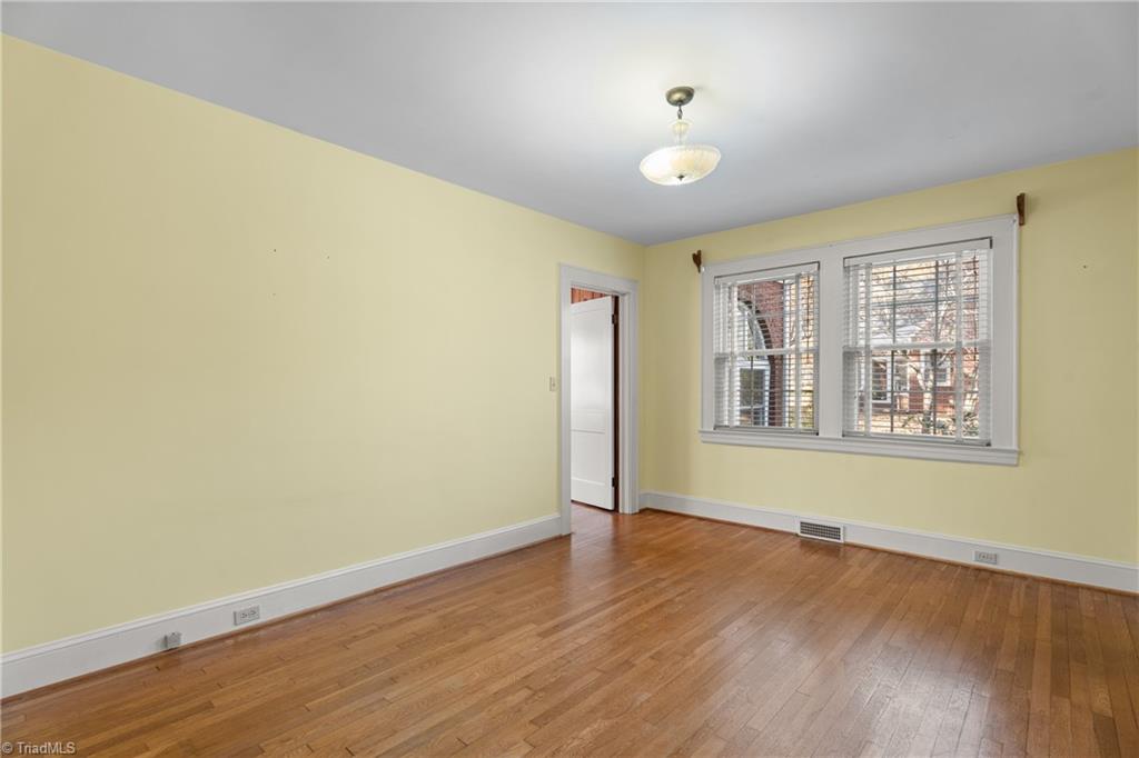 Rural Hall, North Carolina 27045, United States, 5 Bedrooms Bedrooms, ,3 BathroomsBathrooms,Residential,Active,248703