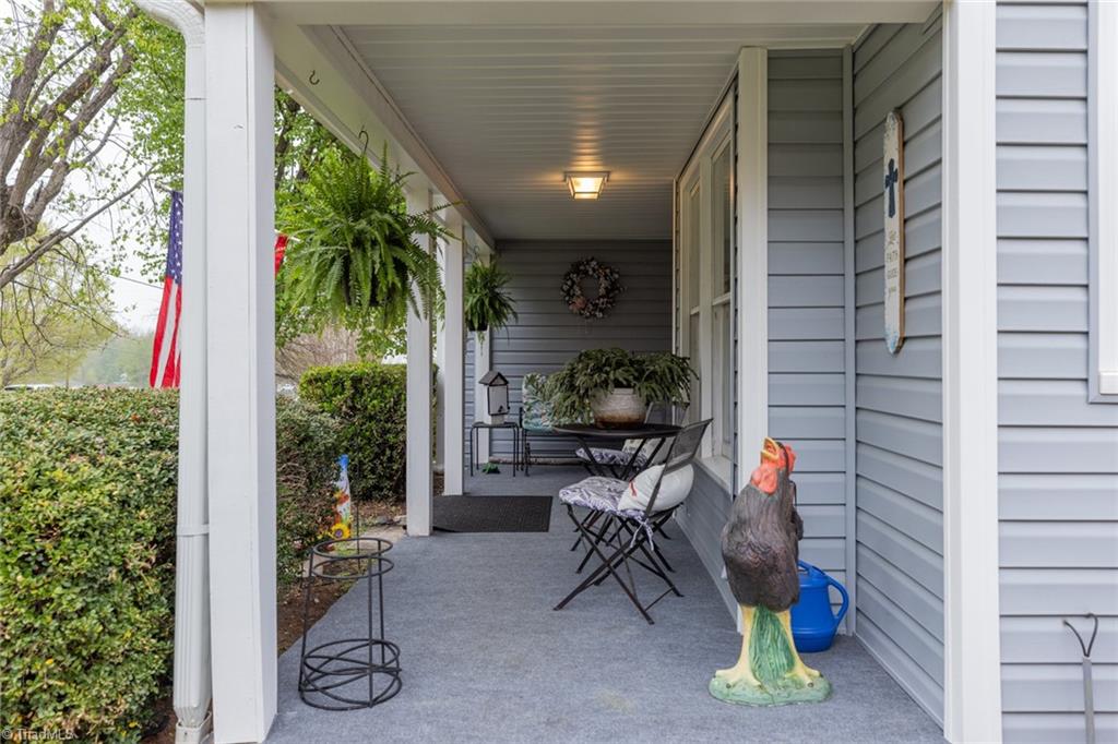 410 N Carolina Avenue, Boonville, North Carolina image 3