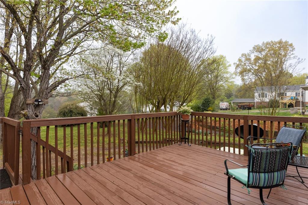 410 N Carolina Avenue, Boonville, North Carolina image 40