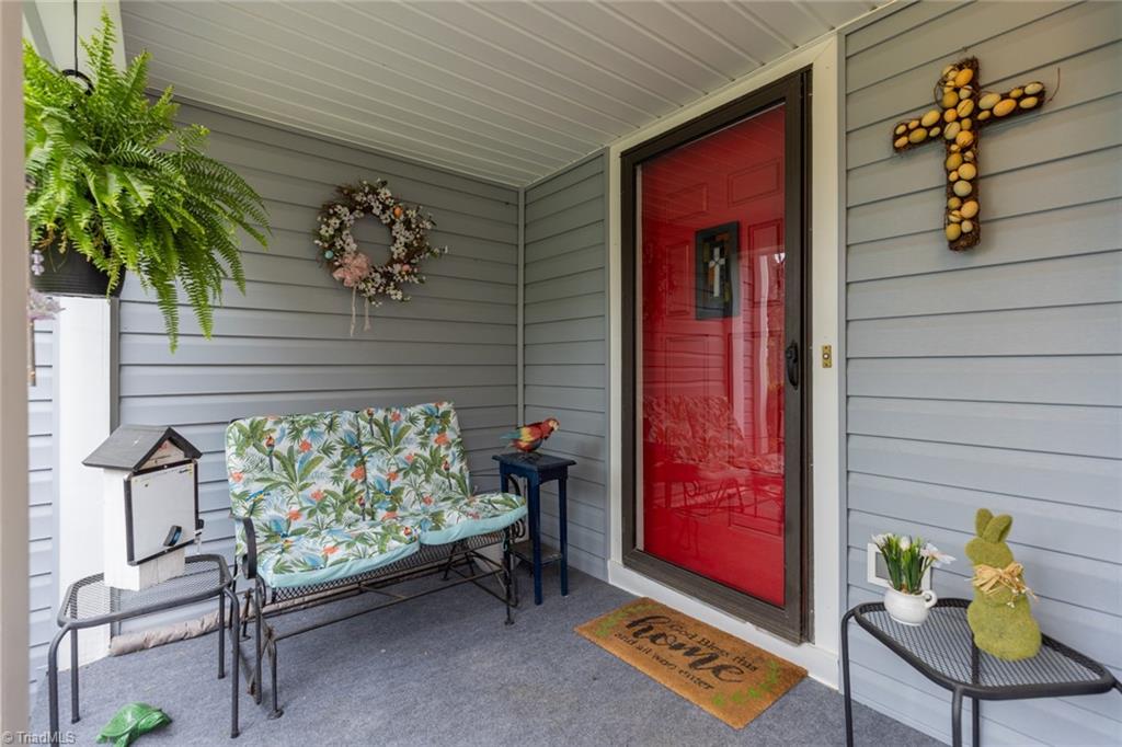 410 N Carolina Avenue, Boonville, North Carolina image 5