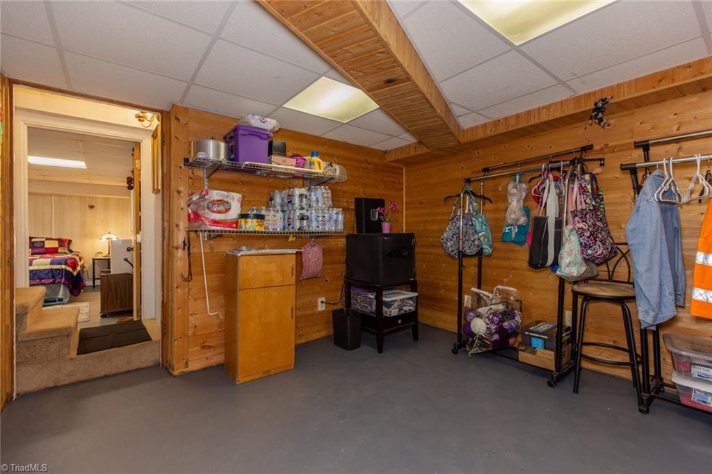 410 N Carolina Avenue, Boonville, North Carolina image 32