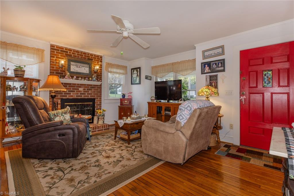 410 N Carolina Avenue, Boonville, North Carolina image 10