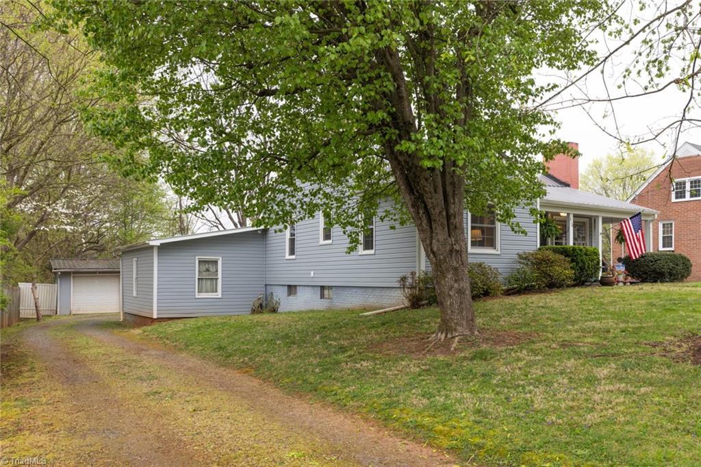 410 N Carolina Avenue, Boonville, North Carolina image 8