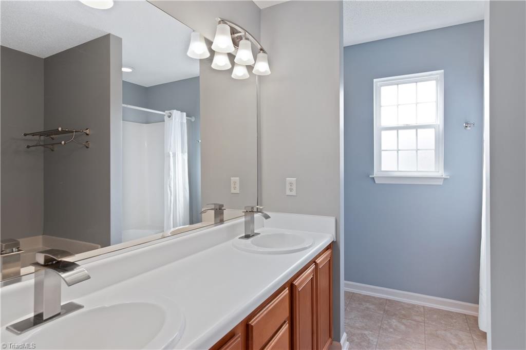 4521 Camden Ridge Drive, Greensboro, North Carolina image 30