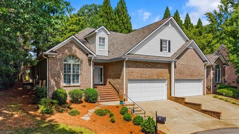 Condo For Sale - 8 Indigo Cove<br/> Greensboro, NC 27455