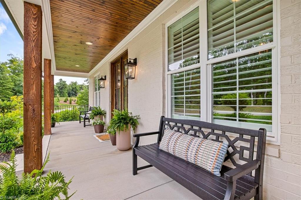 8005 Honkers Hollow Drive