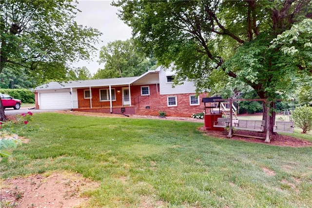 260 Buck Fork Road, photo 2 of 48