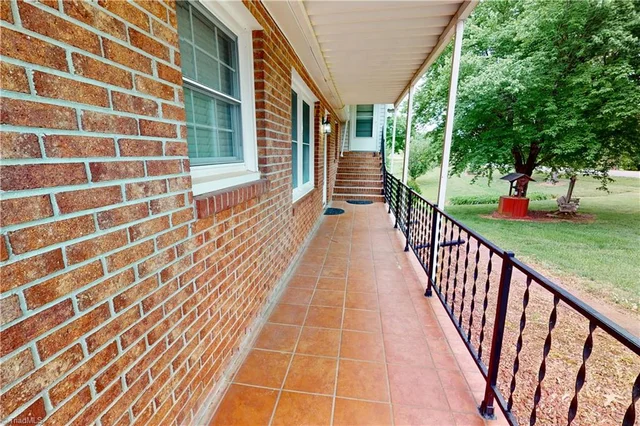 260 Buck Fork Road, photo 4 of 48