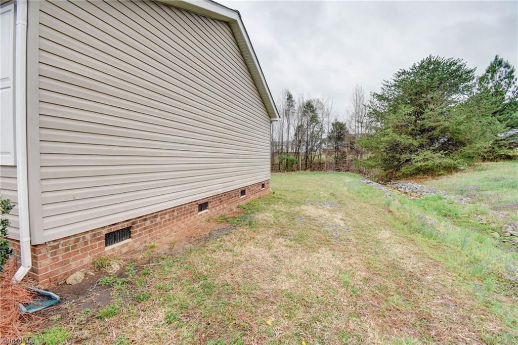 5476 Quarter Horse Trail, Gibsonville, North Carolina image 46