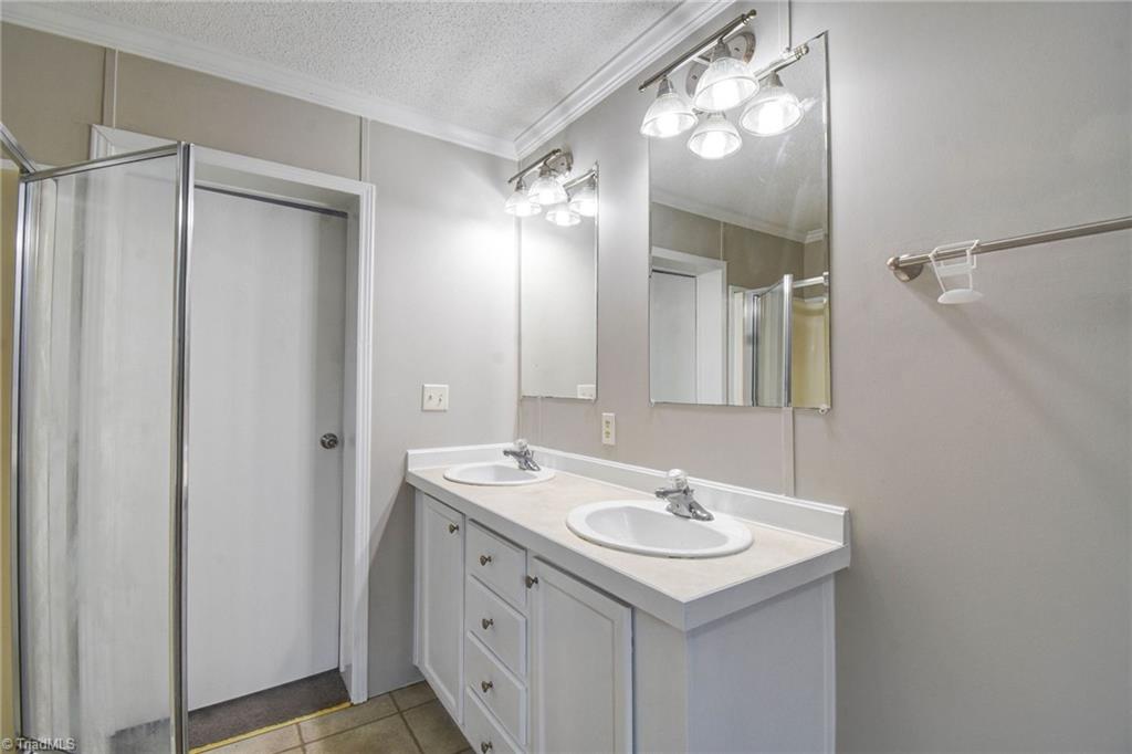 5476 Quarter Horse Trail, Gibsonville, North Carolina image 29