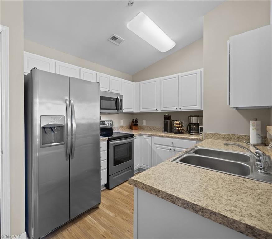 3471 Forestdale Drive #3C, Burlington, North Carolina image 9