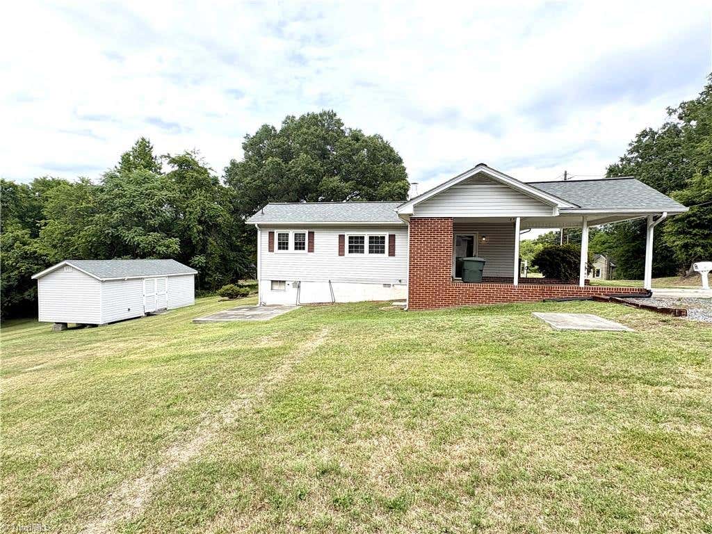 Photo of 215 Clifton Street, Eden, NC 27288 (MLS # 1224658)
