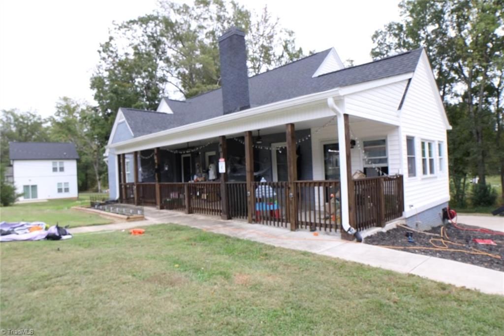 Photo of 18 Pershing Street, Thomasville, NC 27360 (MLS # 1203288)