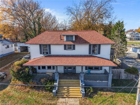 Homes For Sale - 122 N Main Street<br/> Reidsville, NC 27320