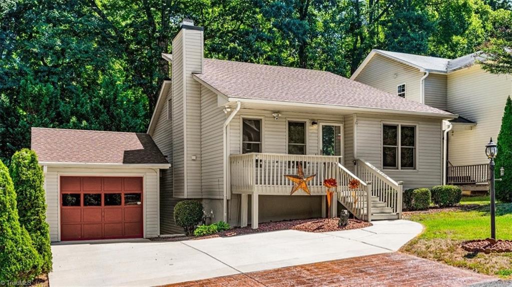 Photo of 5021 Mereworth Court, Winston-Salem, NC 27104 (MLS # 1224557)