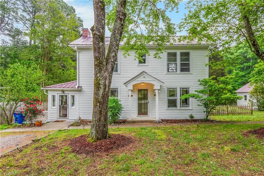 Photo of 2603 Midpines Drive, Winston-Salem, NC 27127 (MLS # 1218732)