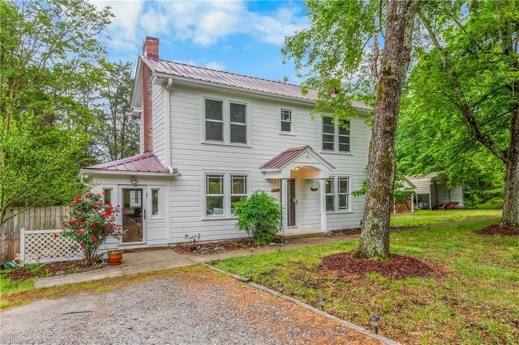 Photo of 2603 Midpines Drive, Winston-Salem, NC 27127 (MLS # 1218732)