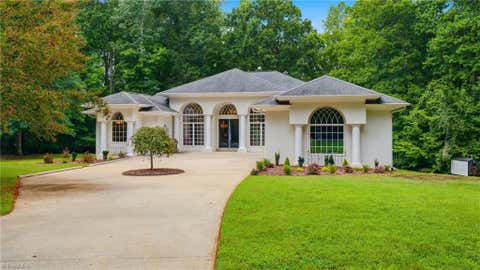 Homes For Sale - 908 River Ridge Road<br/> Mebane, NC 27302