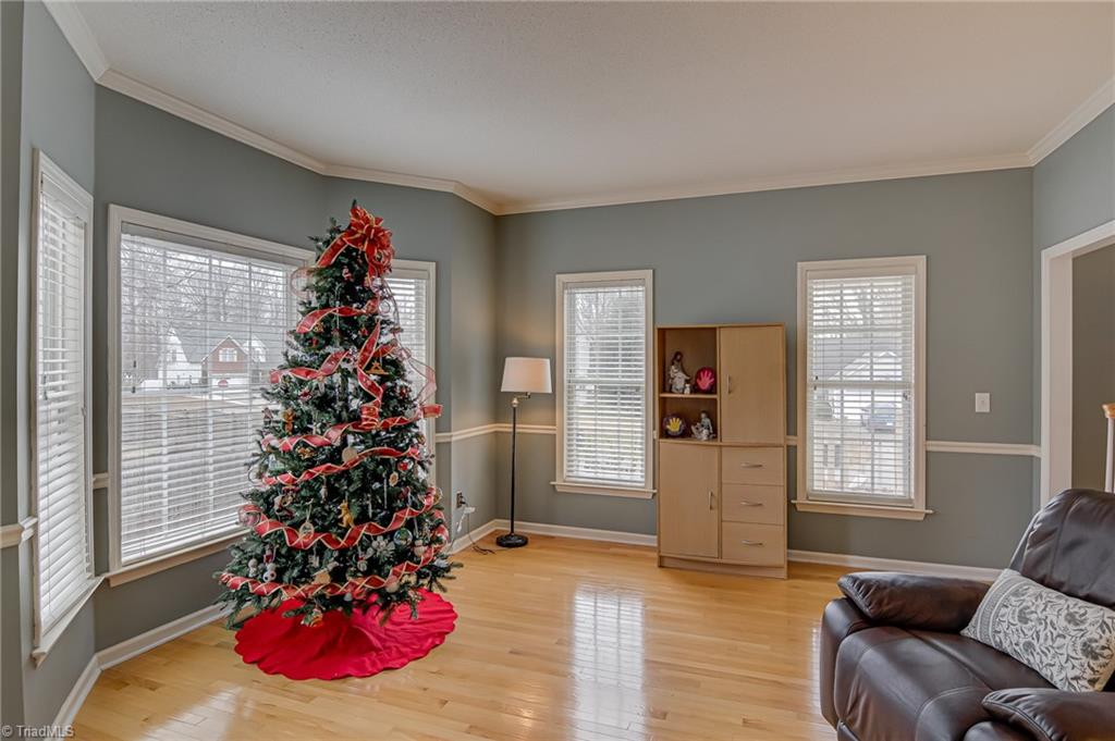 Winston-Salem, North Carolina 27105, United States, 4 Bedrooms Bedrooms, ,3 BathroomsBathrooms,Residential,Active,253506