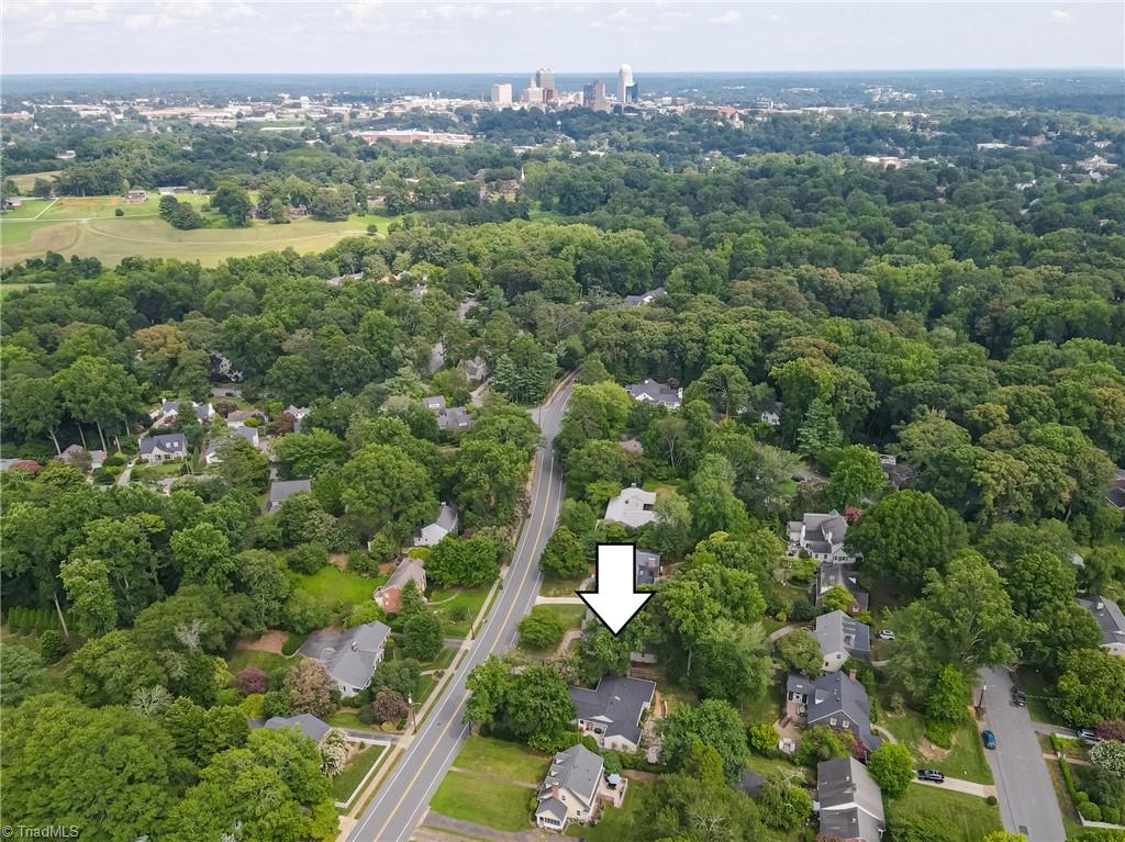 Winston-Salem, North Carolina 27104, United States, 3 Bedrooms Bedrooms, ,4 BathroomsBathrooms,Residential,Active,177452