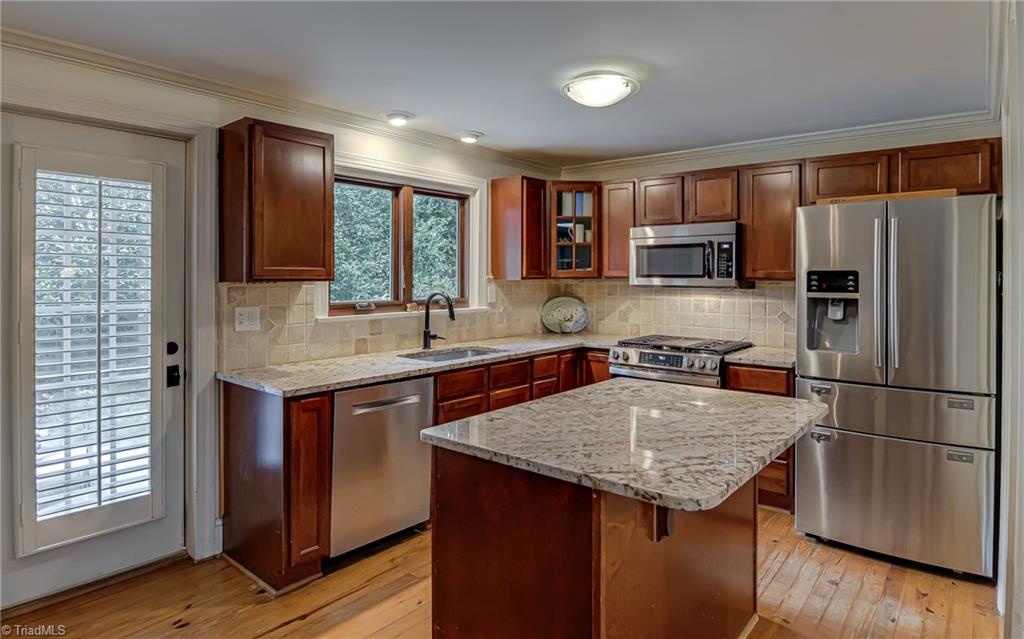 Winston-Salem, North Carolina 27104, United States, 3 Bedrooms Bedrooms, ,4 BathroomsBathrooms,Residential,Active,177452