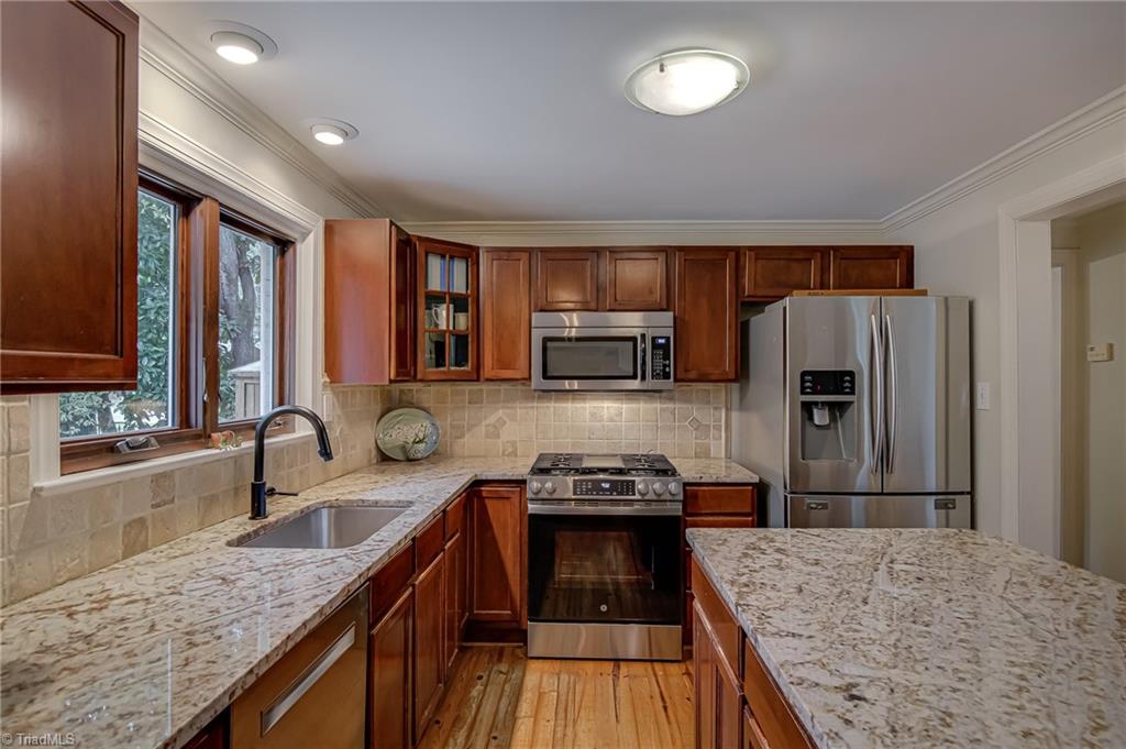 Winston-Salem, North Carolina 27104, United States, 3 Bedrooms Bedrooms, ,4 BathroomsBathrooms,Residential,Active,177452