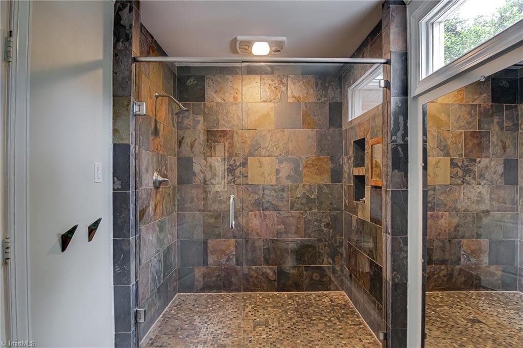 Winston-Salem, North Carolina 27104, United States, 3 Bedrooms Bedrooms, ,4 BathroomsBathrooms,Residential,Active,177452