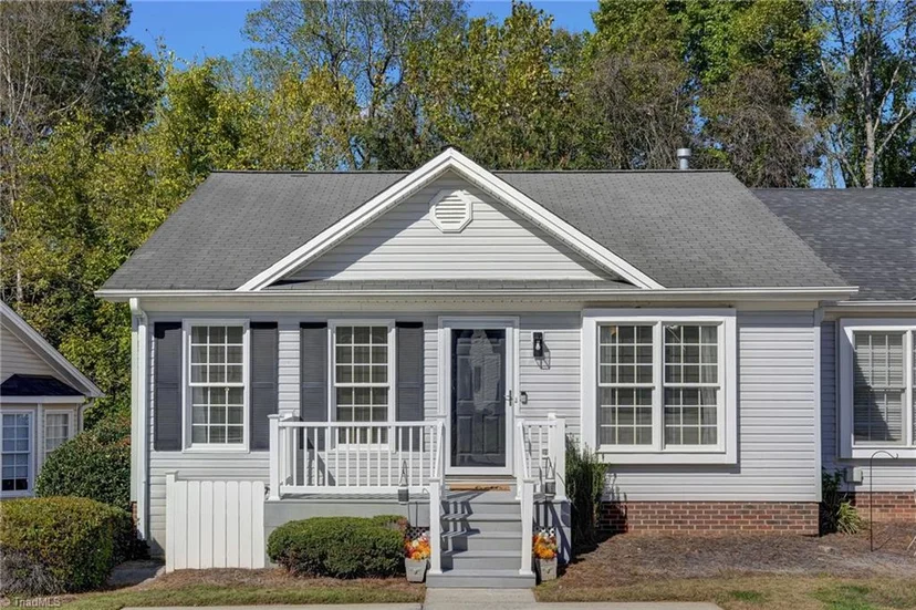 1305 Hillside Drive, photo 1 of 31