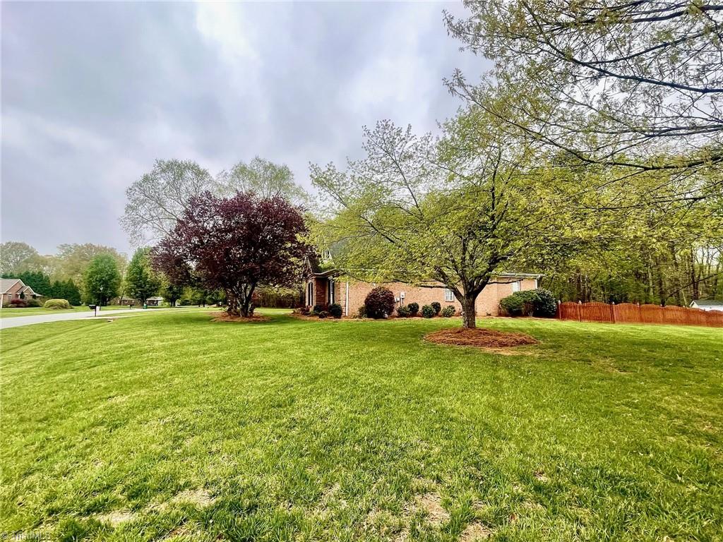 120 Serenity Pointe Drive, Kernersville, North Carolina image 27