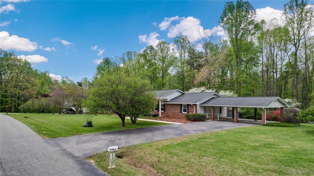 140 Clifton Drive, Reidsville, North Carolina image 2