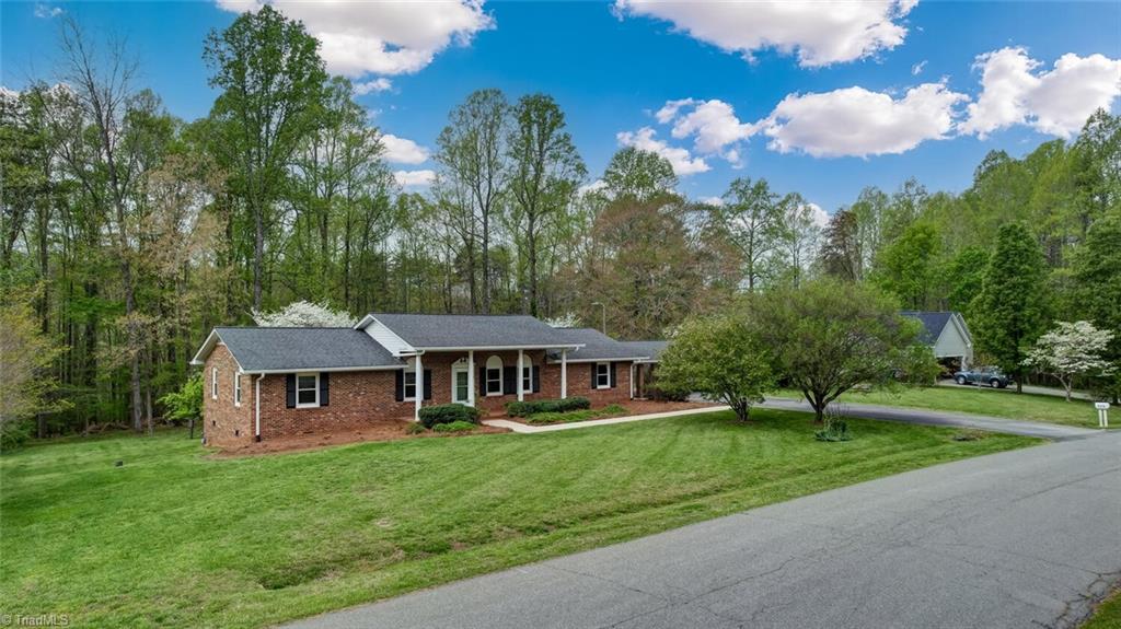 140 Clifton Drive, Reidsville, North Carolina image 7
