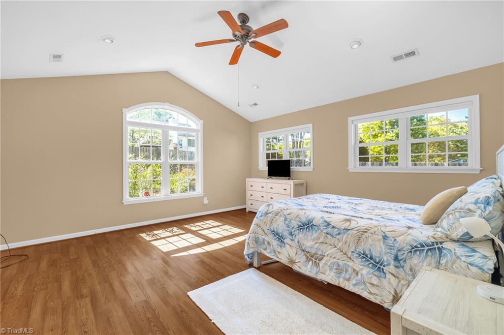 Greensboro, North Carolina 27410, United States, 3 Bedrooms Bedrooms, ,2 BathroomsBathrooms,Residential,Active,221964