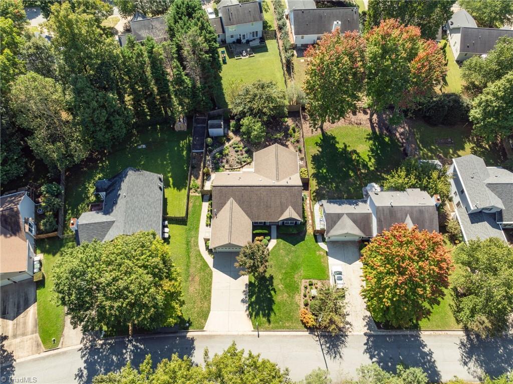 Greensboro, North Carolina 27410, United States, 3 Bedrooms Bedrooms, ,2 BathroomsBathrooms,Residential,Active,221964