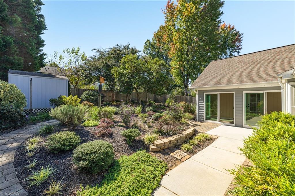 Greensboro, North Carolina 27410, United States, 3 Bedrooms Bedrooms, ,2 BathroomsBathrooms,Residential,Active,221964