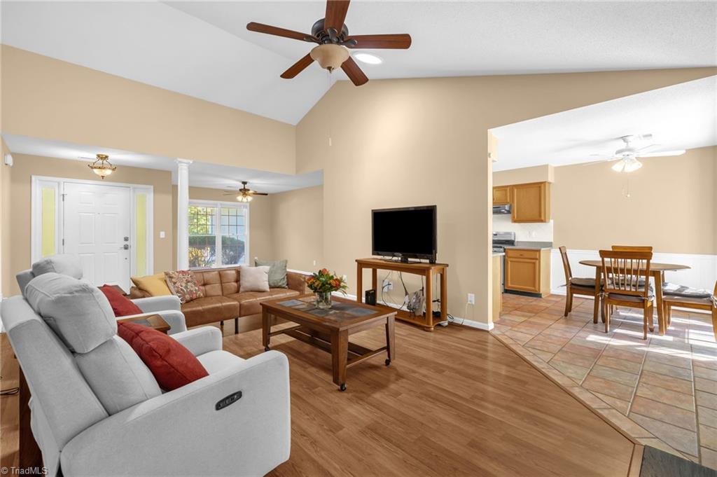 Greensboro, North Carolina 27410, United States, 3 Bedrooms Bedrooms, ,2 BathroomsBathrooms,Residential,Active,221964