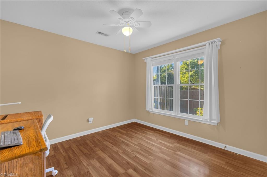 Greensboro, North Carolina 27410, United States, 3 Bedrooms Bedrooms, ,2 BathroomsBathrooms,Residential,Active,221964