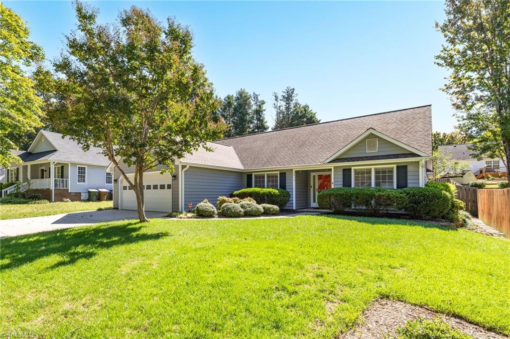 Greensboro, North Carolina 27410, United States, 3 Bedrooms Bedrooms, ,2 BathroomsBathrooms,Residential,Active,221964