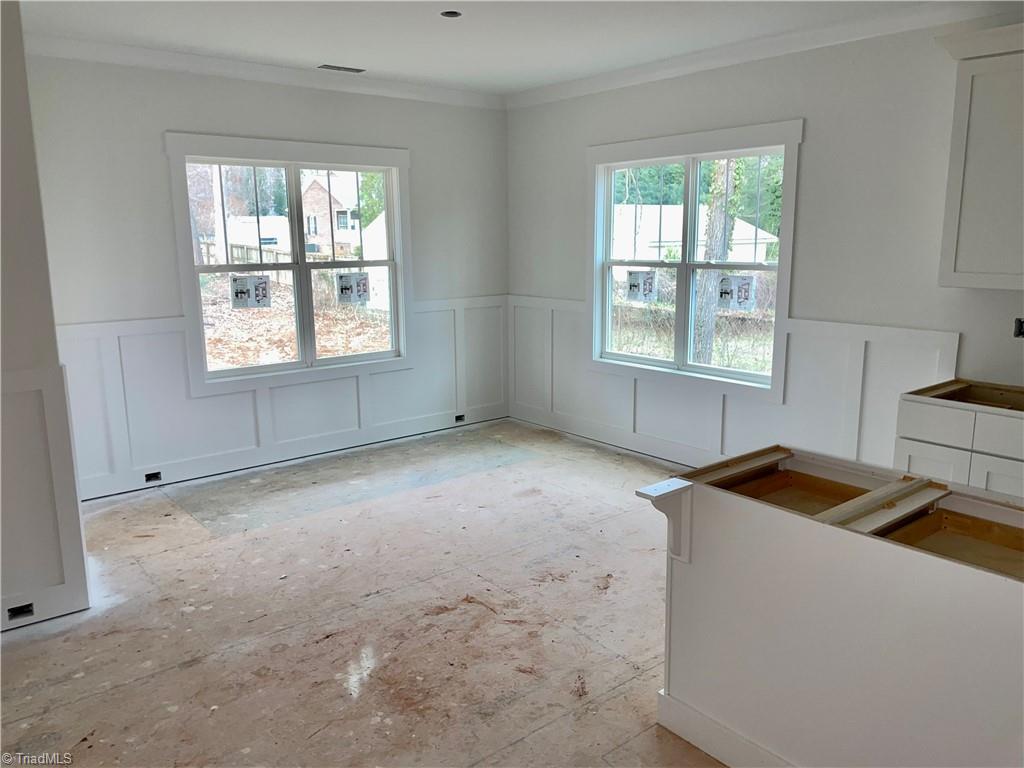 Photo 7 of 12 of 302 Havenwood Drive house